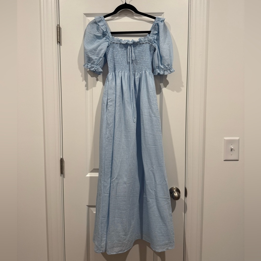 Hill House Home Scarlett Nap Dress - Pale Blue Puff Sleeve Smocked Dress - Picture 5 of 7